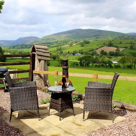 Villa The Retreat à Llanrhaeadr-ym-Mochnant Extérieur photo